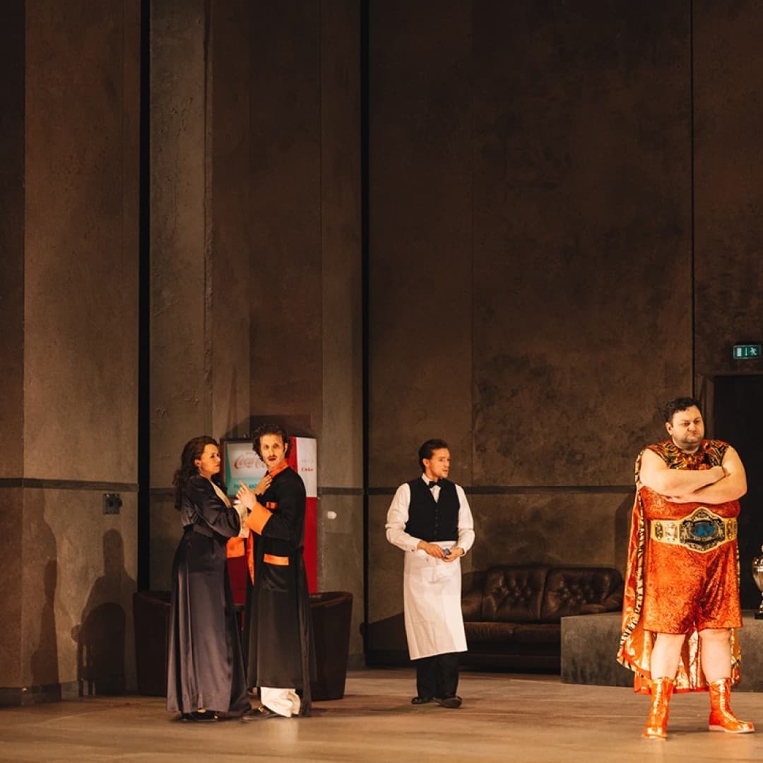 Tommaso Barea as Mustafà, Nadezhda Karyazina as Isabella, Jonah Hoskins as Lindoro, Misha Kiria as Taddeo
Eike Walkenhorst