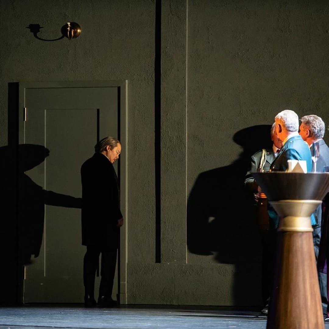 Liang Li as Jacopo Fiesco a. o.
Bettina Stöß