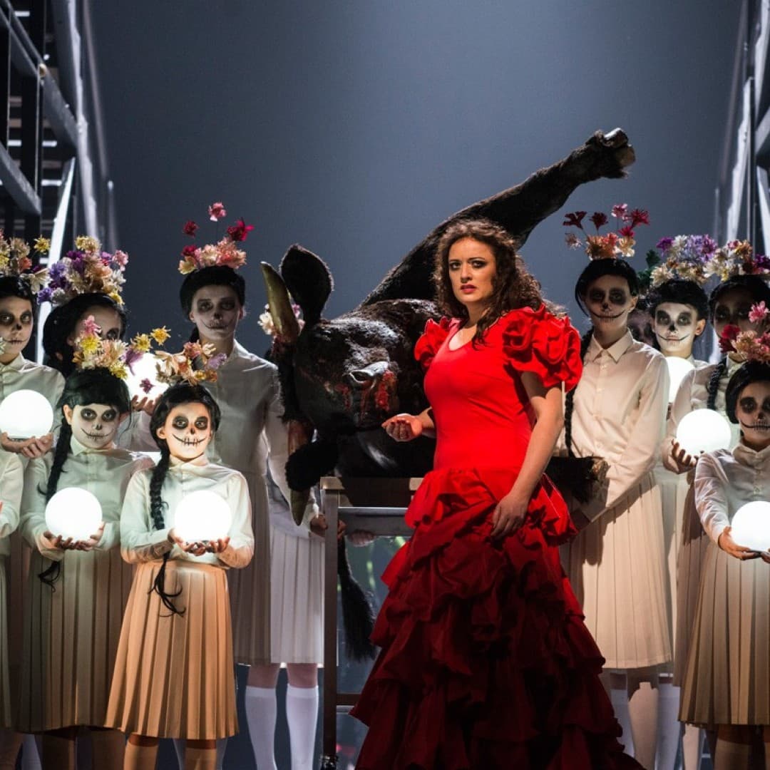 Clémentine Margaine as Carmen, Chorus and Children's Chorus of the Deutsche Oper Berlin
Marcus Lieberenz