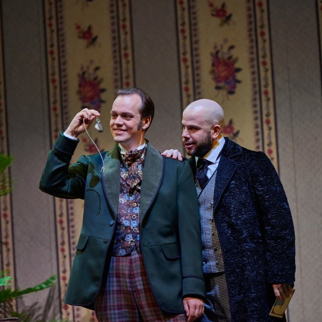 Thomas Blondelle as Gabriel von Eisenstein, Thomas Lehman as Falke
Thomas M. Jauk