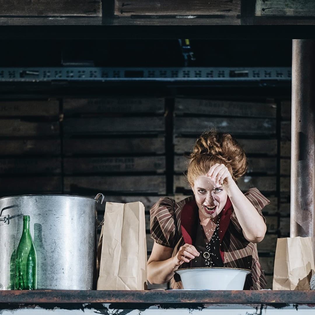 Martina Baroni as Popa, Lasso's Mother
Nancy Jesse