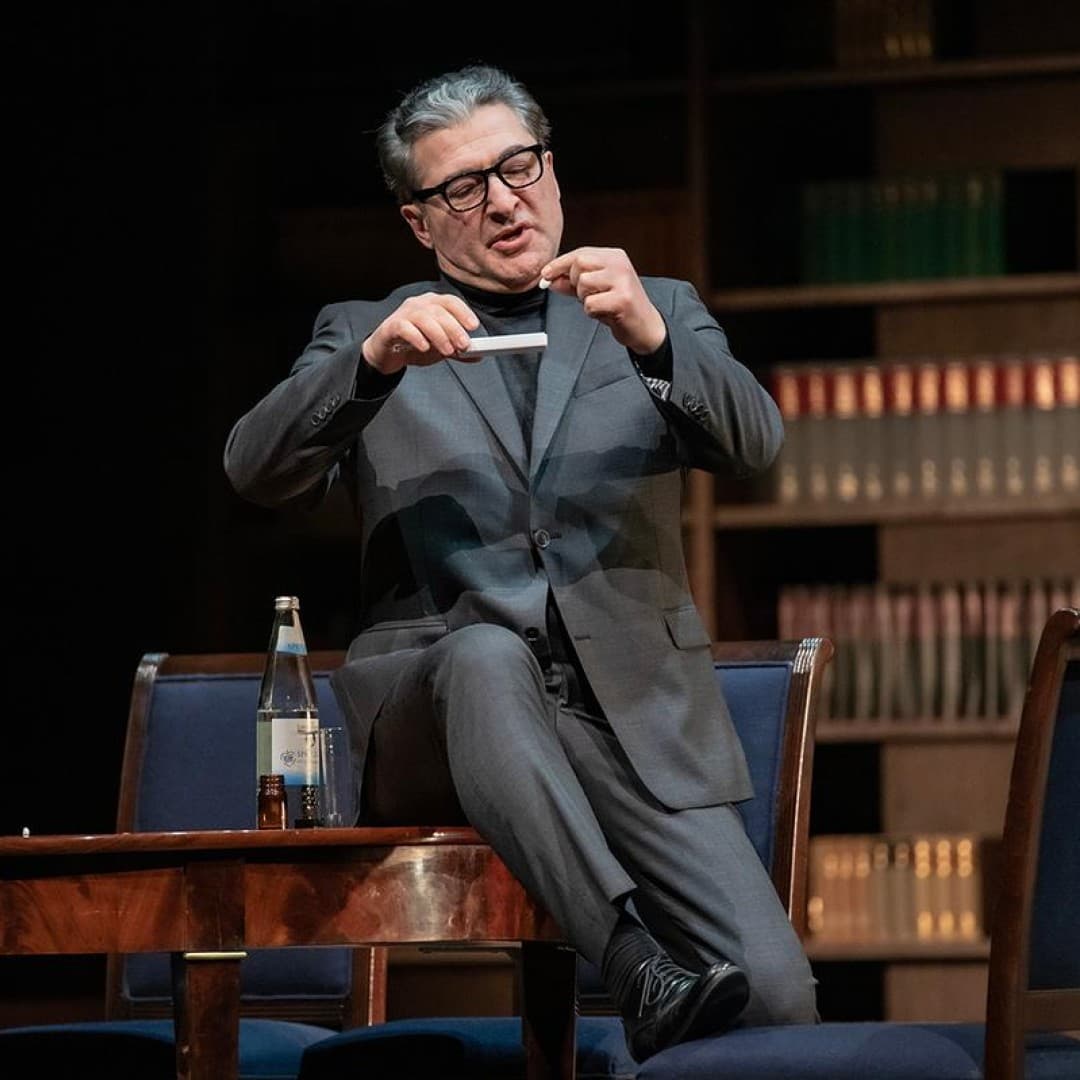 Michael Bachtadze as Paolo Albiani
Bettina Stöß