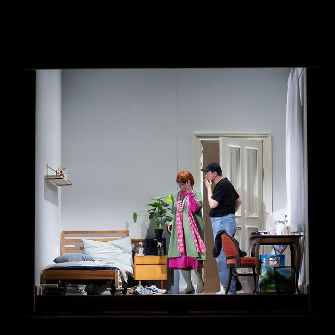 Thomas Blondelle as Baron Lummer
Monika Rittershaus