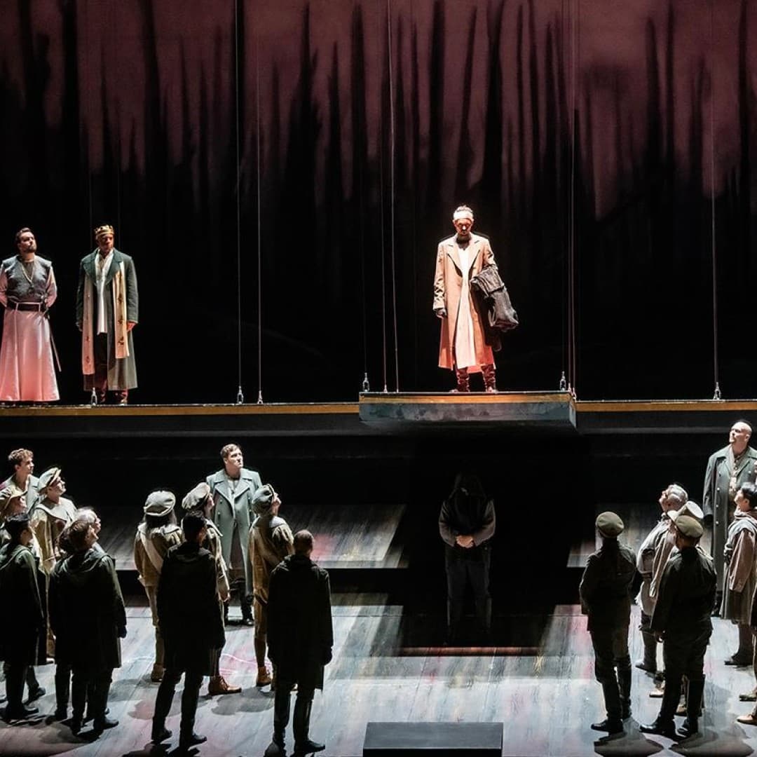 David Butt Philip as Lohengrin, Ryan Speedo Green as Heinrich, Dean Murphy as Herald
Bettina Stöß