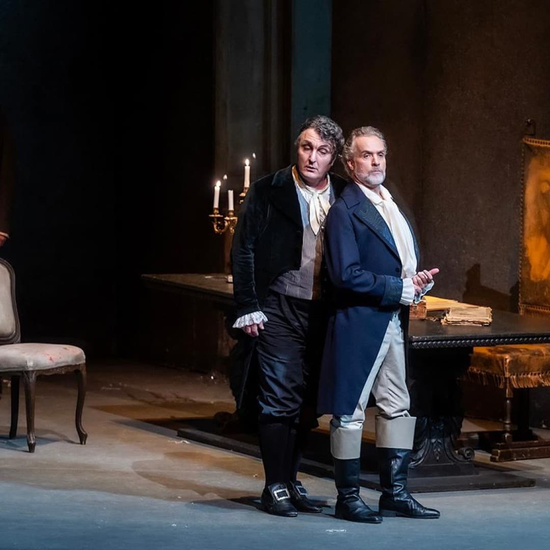 Martin Muehle as Mario Cavaradossi, Ludovic Tézier as Scarpia