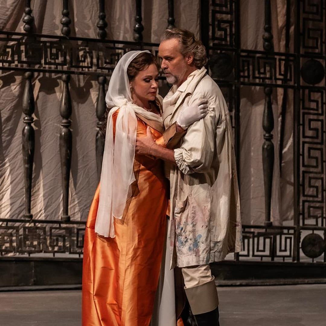 Carmen Giannattasio as Tosca, Martin Muehle as Mario Cavaradossi