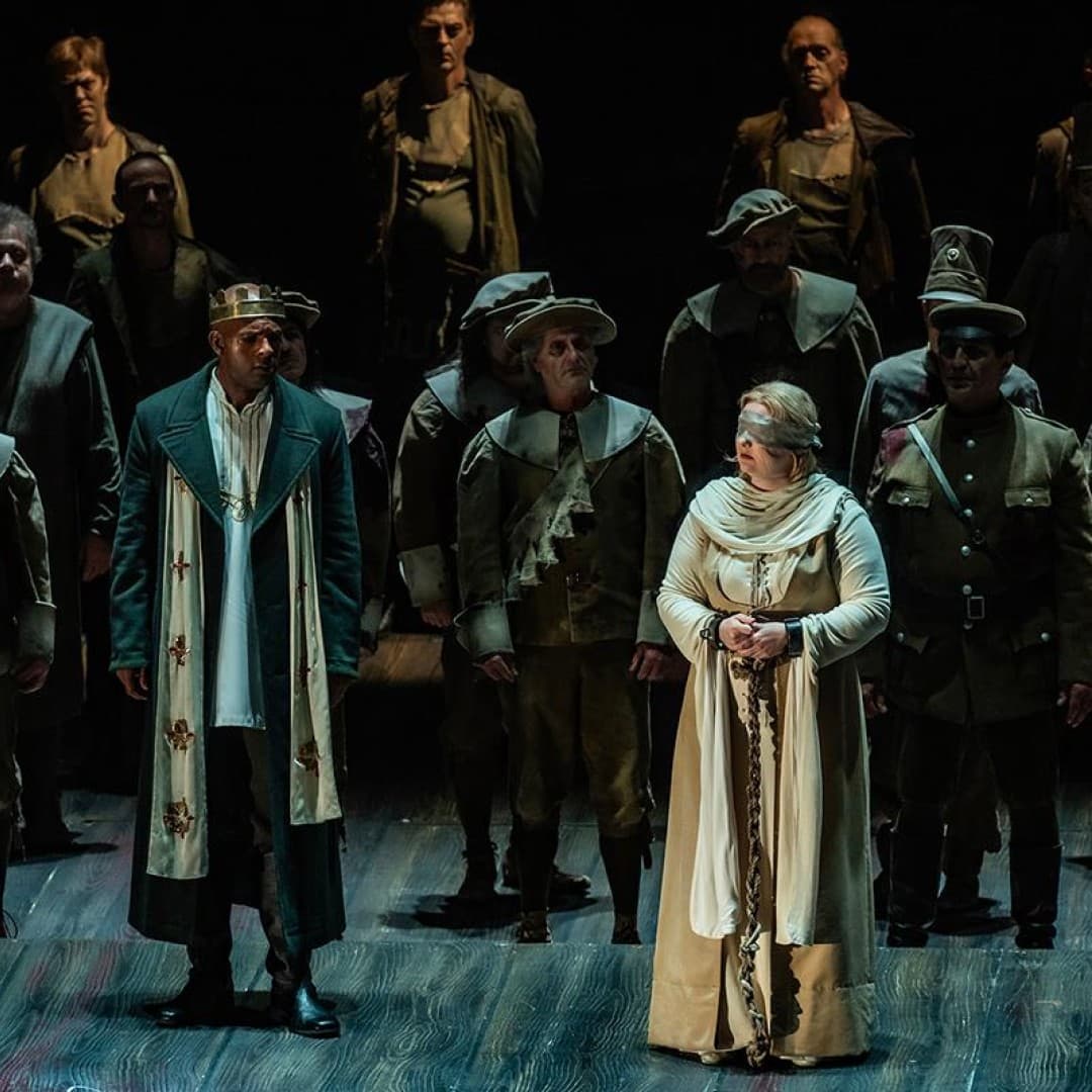 Ryan Speedo Green as Heinrich, Jennifer Davis as Elsa
Bettina Stöß