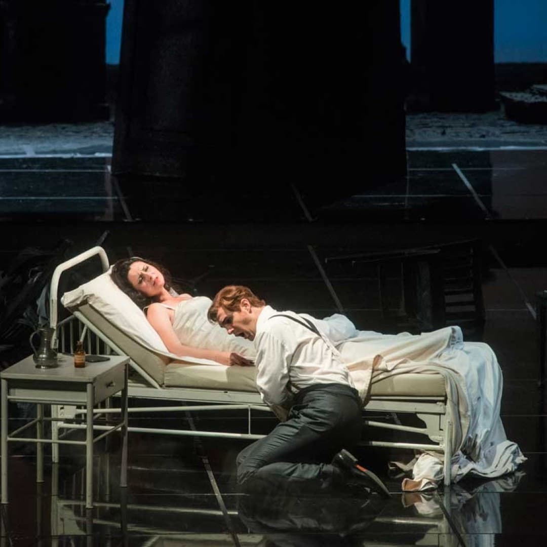 Matthew Newlin as Alfredo Germont, Elena Tsallagova as Violetta Valéry