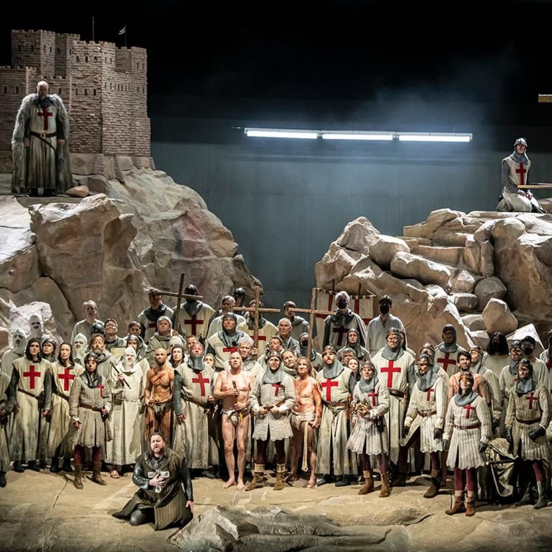 including Noel Bouley as Amfortas, Stephen Milling as Gurnemanz, Thomas Blondelle as Parsifal
Bettina Stöß