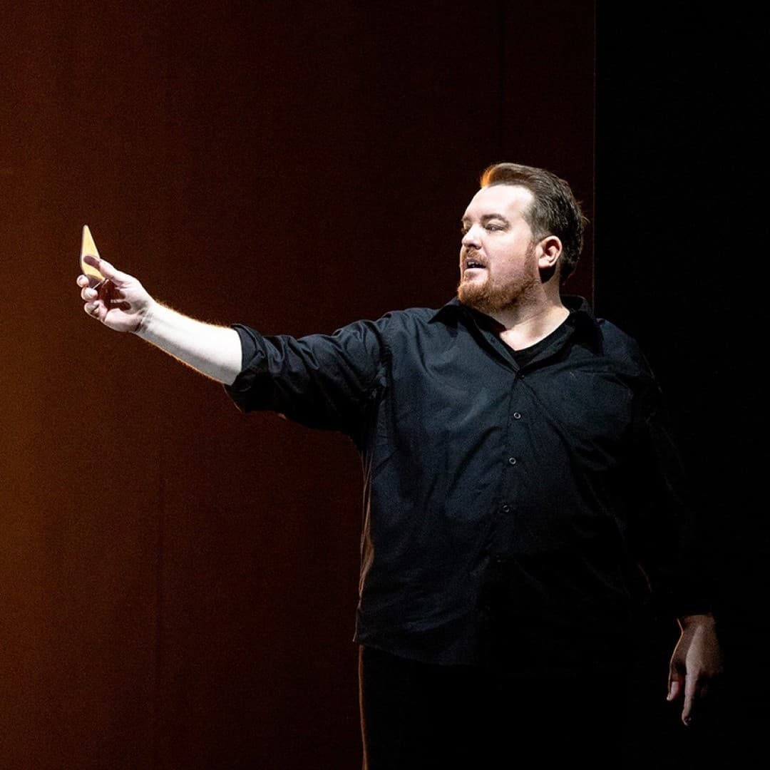 Clay Hilley as Tristan, Thomas Lehman as Kurwenal.
Bernd Uhlig