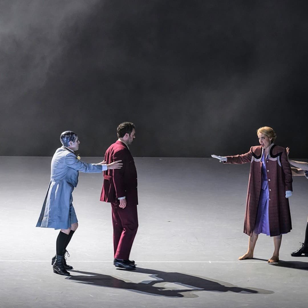 Dean Murphy as Demetrius, Anna Werle as Hermia, Iestyn Davies as Oberon, Jami Reid-Quarrell as Puck
Bettina Stöß