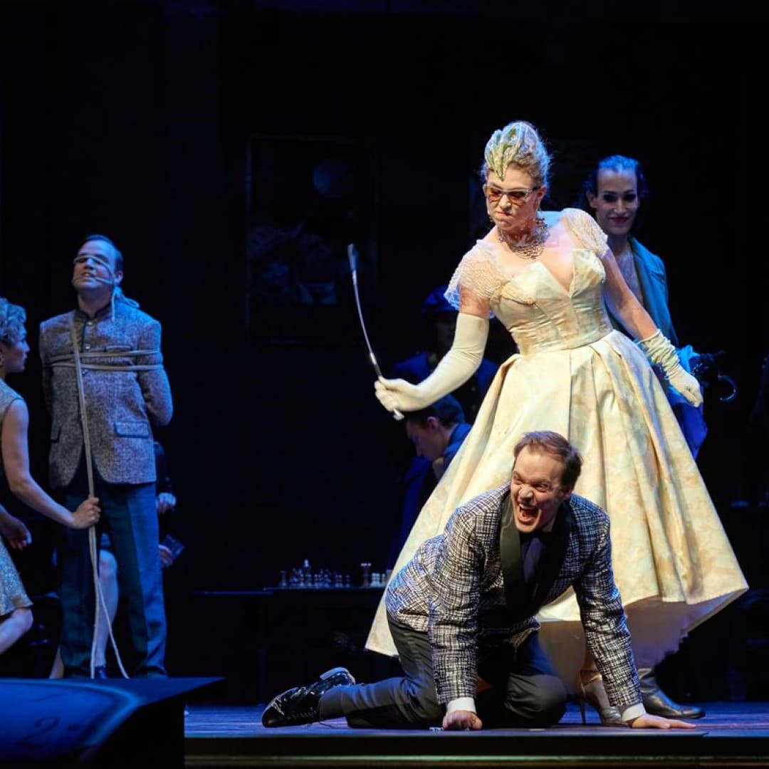 Thomas Blondelle as Gabriel von Eisenstein, Annette Dasch as Rosalinde et al.
Thomas M. Jauk