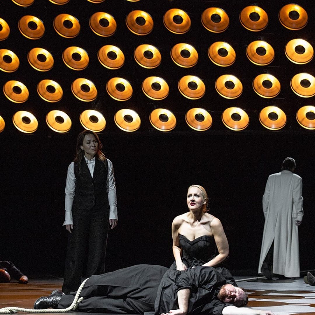 Clay Hilley as Tristan, Elisabeth Teige as Isolde, Irene Roberts as Brangäne, Georg Zeppenfeld as King Marke
Bernd Uhlig