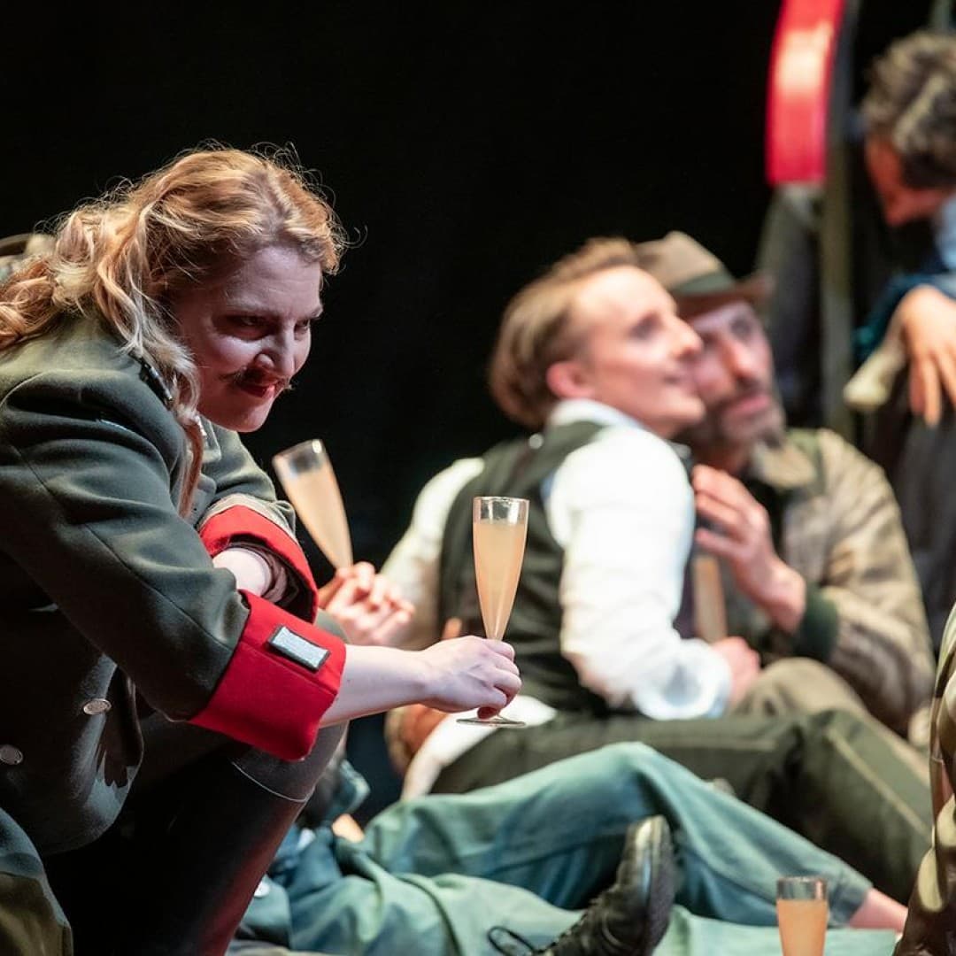Annika Schlicht as Prinz Orlofsky
Bettina Stöß