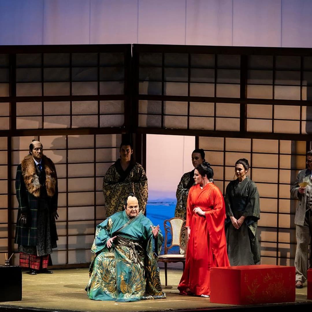 Burkhard Ulrich as Goro, Jörg Schörner as Yamadori, Elena Guseva as Cio-Cio-San, Irene Roberts as Suzuki, Alexey Bogdanchikov as Sharpless
Bettina Stöß