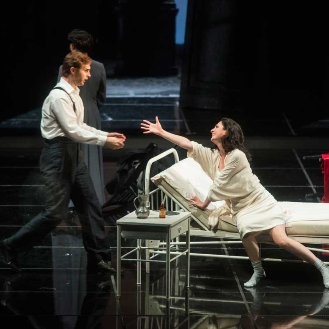 Matthew Newlin as Alfredo Germont, Elena Tsallagova as Violetta Valéry
Marcus Lieberenz