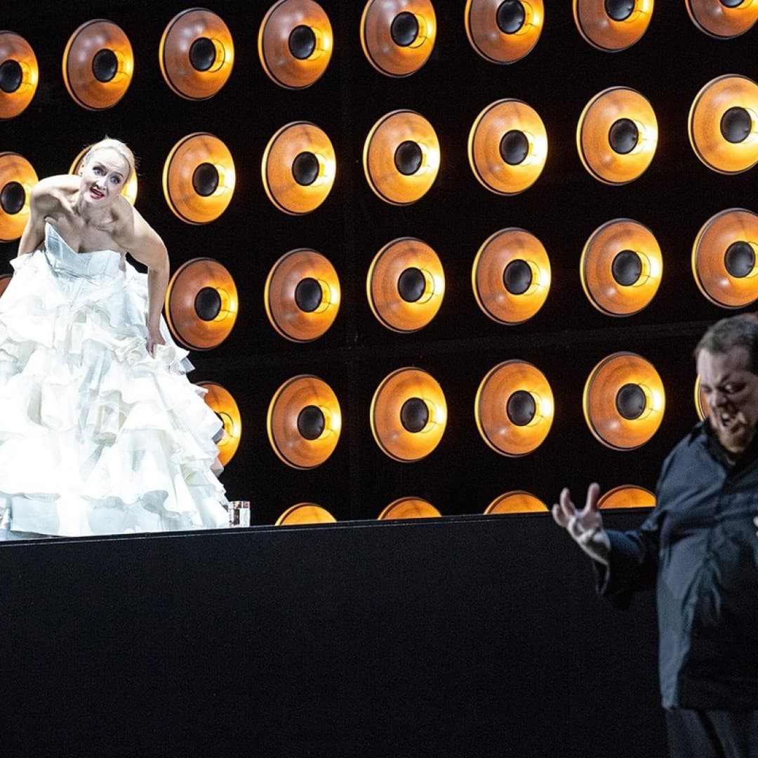 Elisabeth Teige as Isolde, Clay Hilley as Tristan
Bernd Uhlig