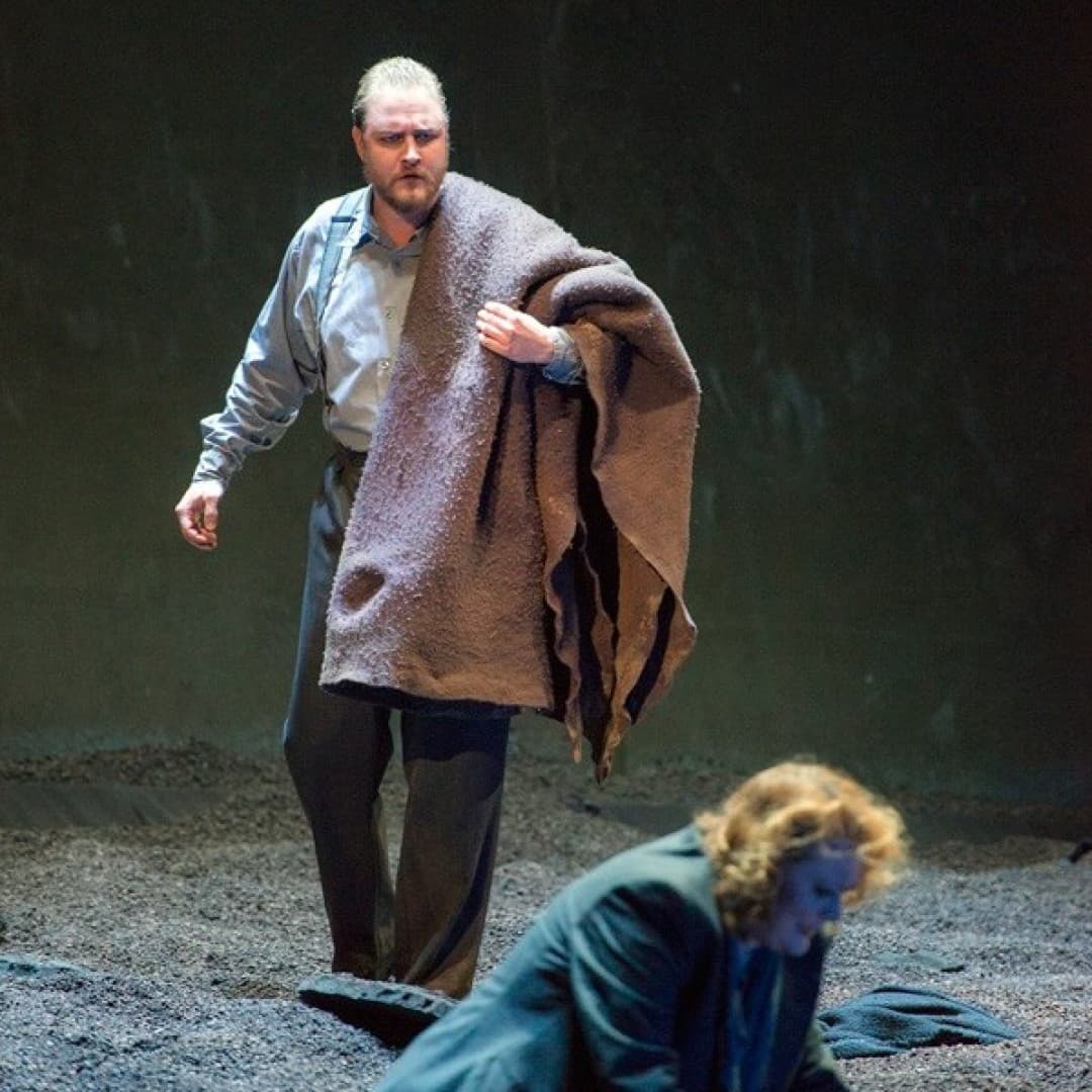Tobias Kehrer as Orest, Catherine Foster as Elektra
Bettina Stöß
