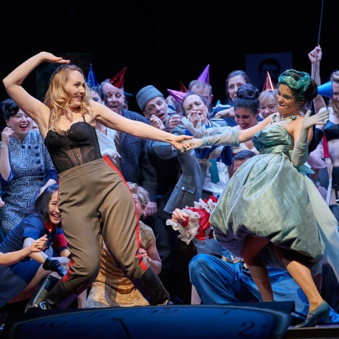 Angela Brower as Prinz Orlofsky, Meechot Marrero as Adele
Ruth Tromboukis