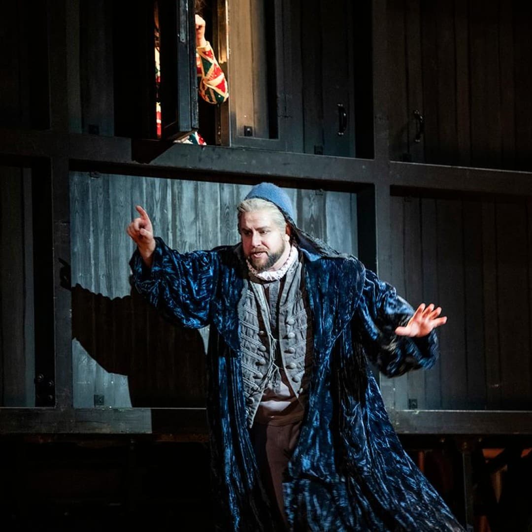Noel Bouley as Bartolo
Bettina Stöß